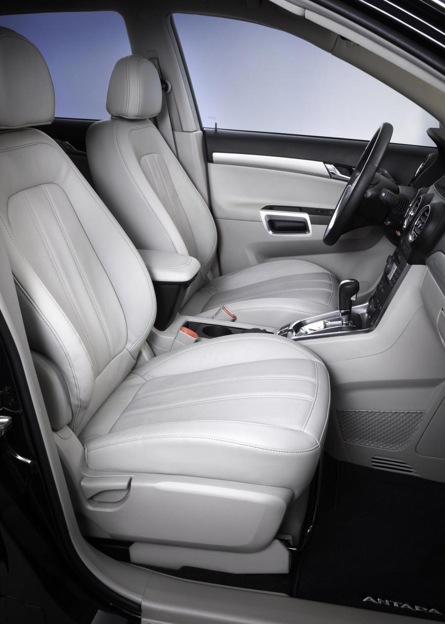  Opel Antara 2011 года  (фото 19 из 46)